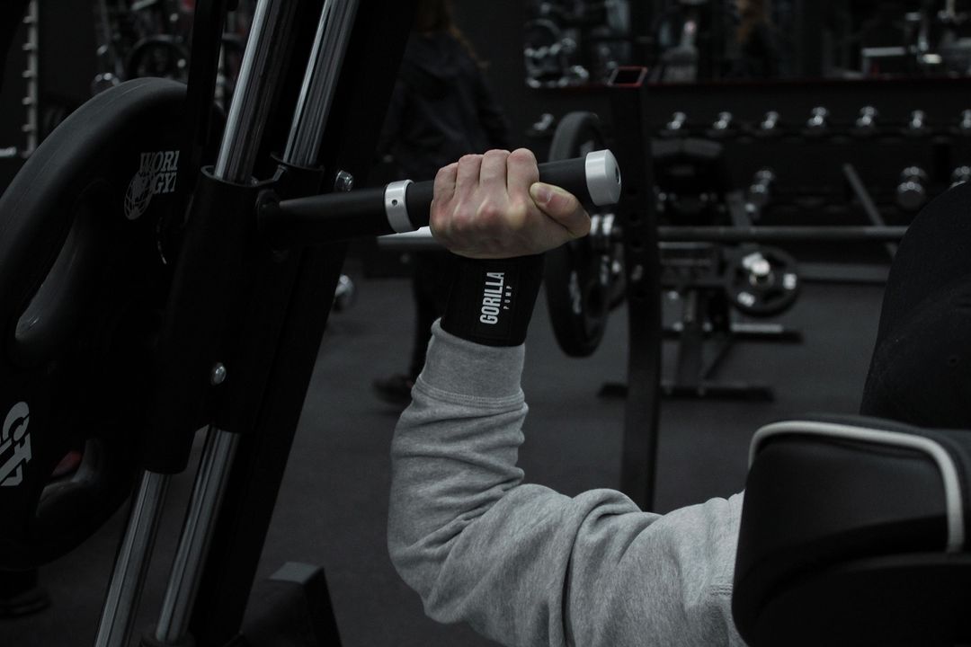 MUÑEQUERAS GORILLA PUMP